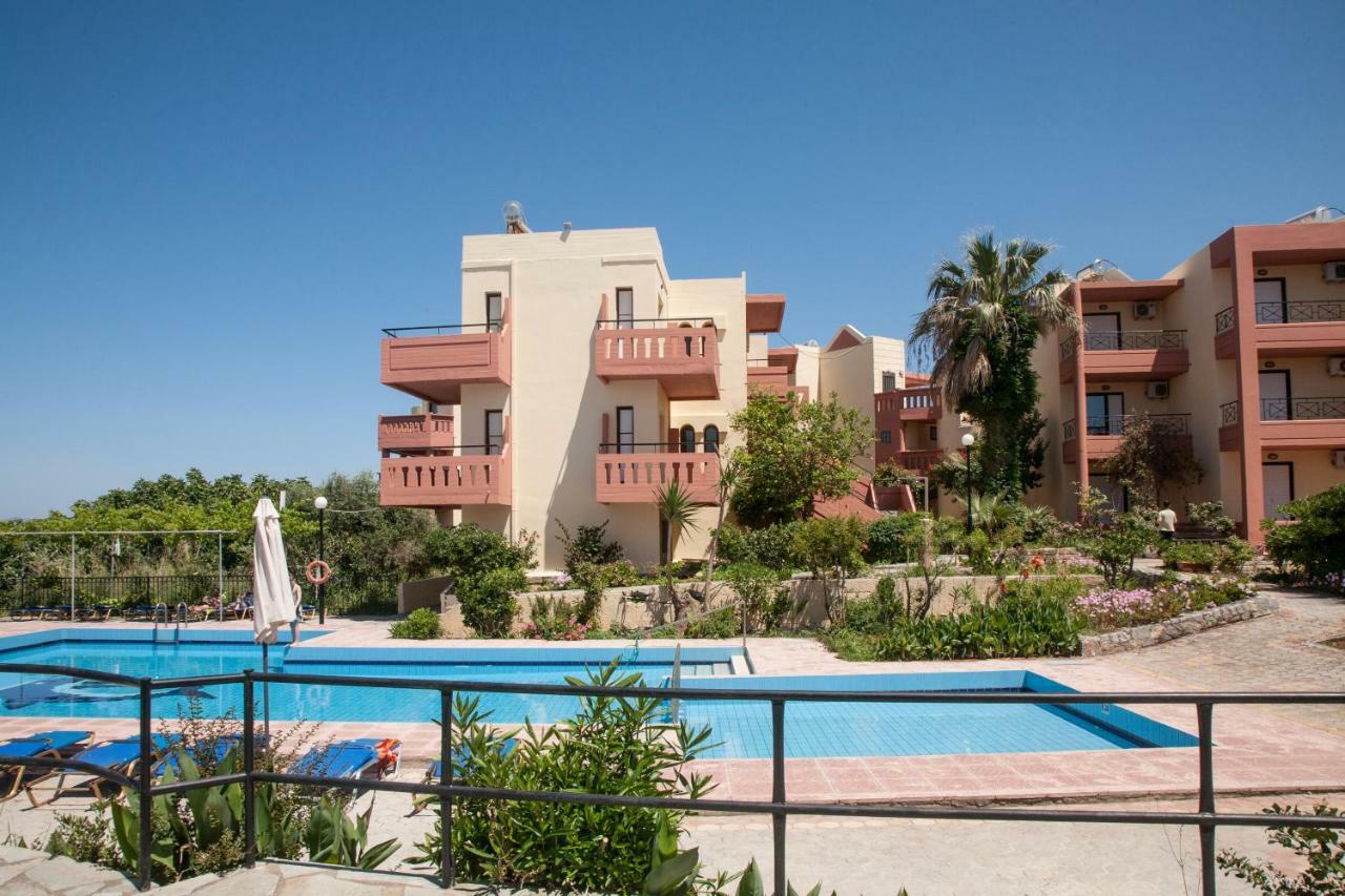 Ekavi Apartments Agia Marina Eksteriør bilde